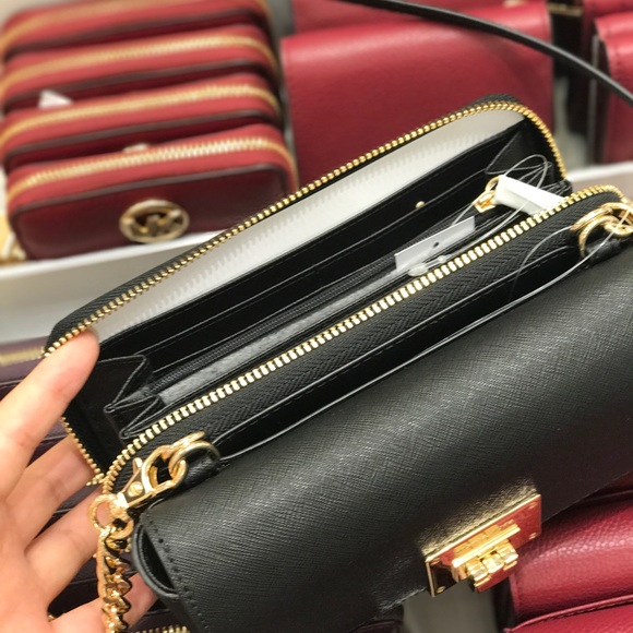 Michael Kors Tina Wallet Clutch Crossbody Bag - Picture 6 of 8